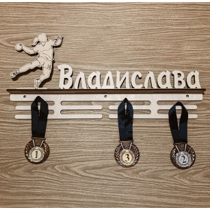 Іменна медальниця з дерева...